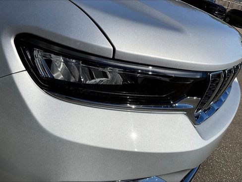 Certified 2023 Jeep Grand Cherokee Limited image 25