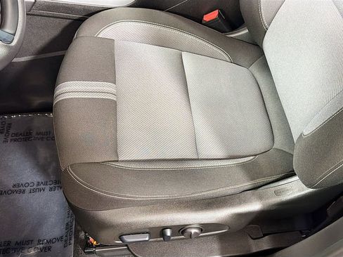 Used 2024 Chevrolet Blazer LT w/ Convenience Package image 17