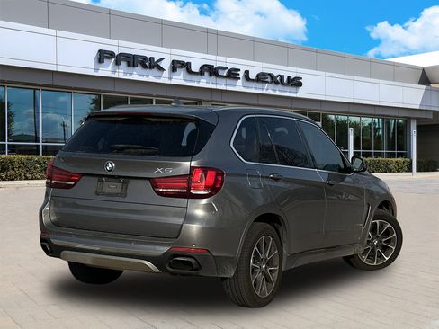 Used 2017 BMW X5 xDrive50i image 2