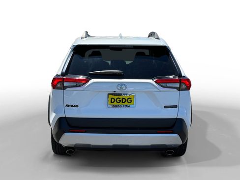 Used 2024 Toyota RAV4 Adventure AWD/4WD image 4