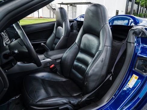 Used 2006 Chevrolet Corvette Convertible RWD image 5