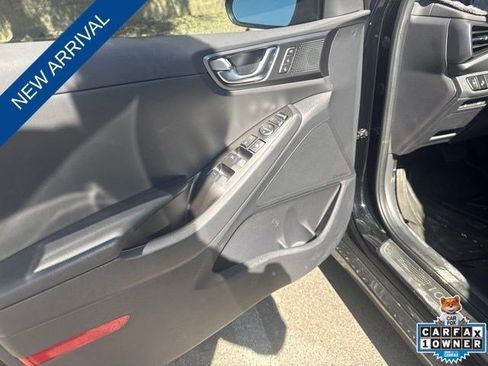 Used 2020 Hyundai Ioniq Limited FWD image 8