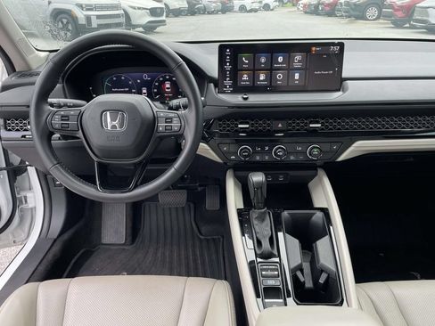 Used 2023 Honda Accord EX-L image 4