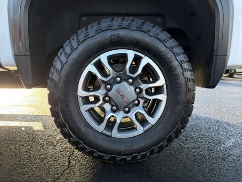 Certified 2023 GMC Sierra 2500 SLE w/ SLE Value Package; image 32