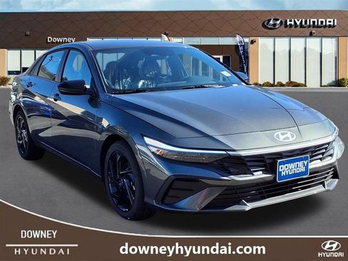 Used 2026 Hyundai Elantra Sport FWD image 3