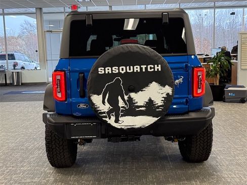 New 2026 Ford Bronco Badlands image 5