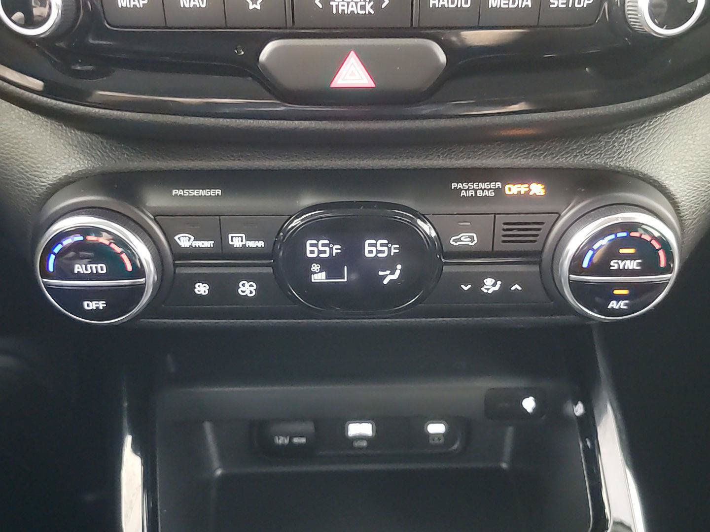 Certified 2024 Kia Soul S FWD image 30