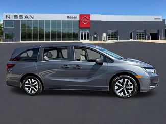 Used 2025 Honda Odyssey EX-L video 2