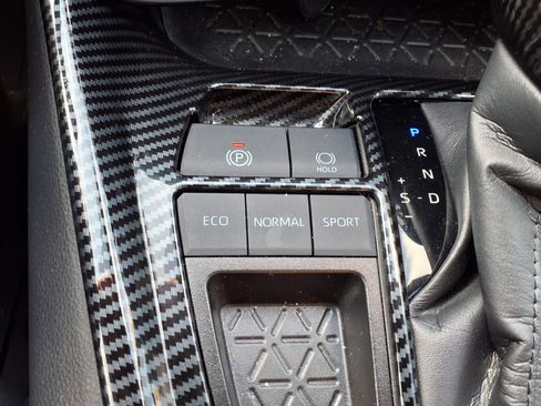 Used 2023 Toyota RAV4 LE image 24