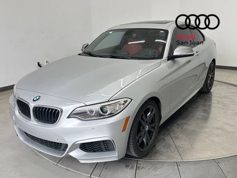 Used 2016 BMW M235i Coupe image 3