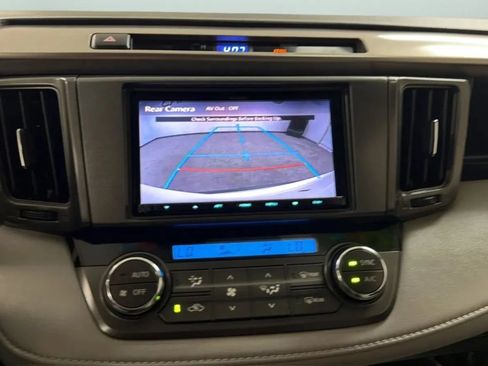 Used 2014 Toyota RAV4 XLE AWD/4WD image 14