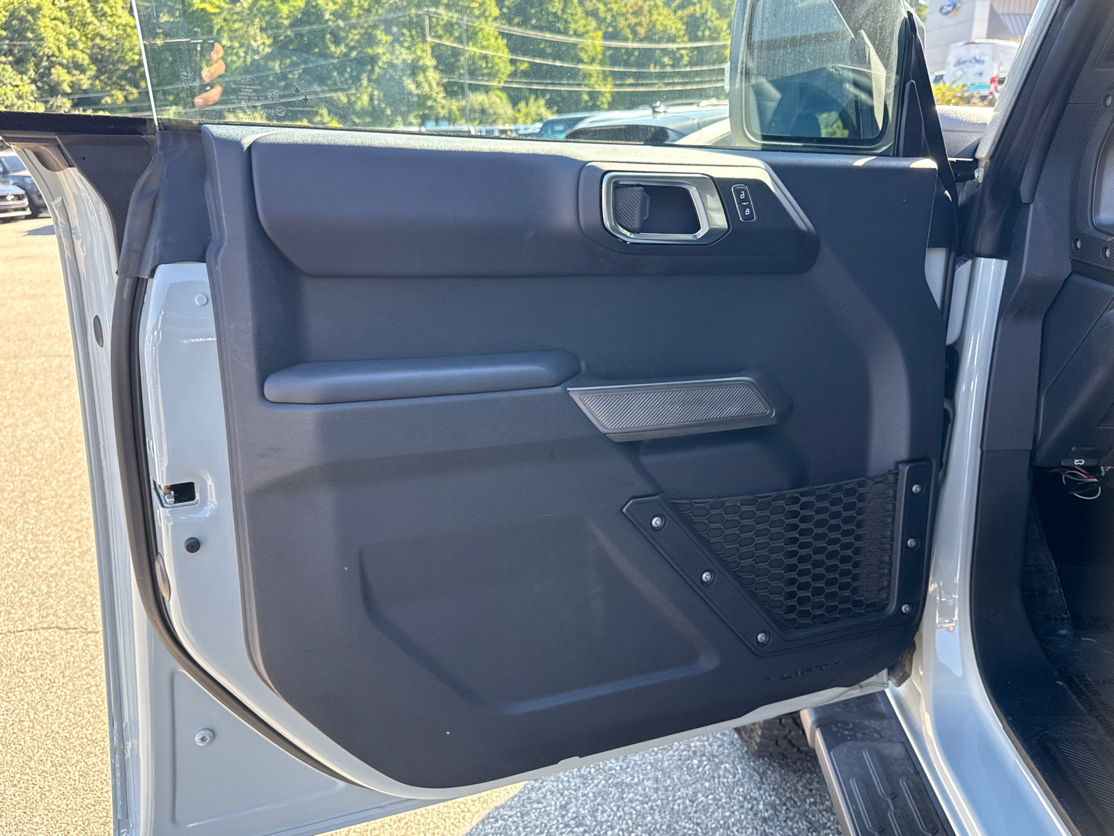 Used 2021 Ford Bronco First Edition AWD/4WD image 9