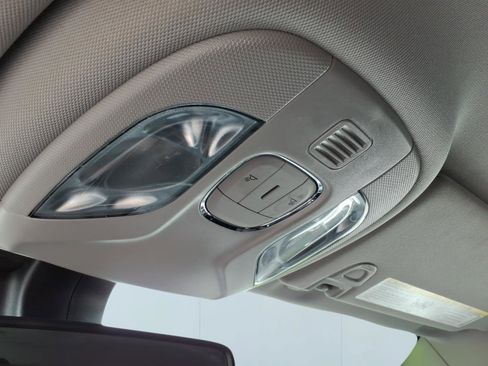 Used 2022 Jeep Compass Latitude image 17