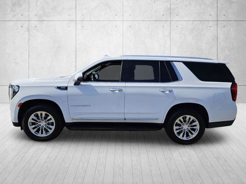 Used 2021 GMC Yukon SLT w/ SLT Luxury Package AWD/4WD image 4