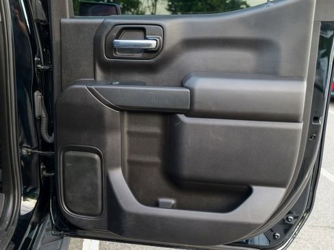 Used 2023 Chevrolet Silverado 1500 Custom AWD/4WD image 32