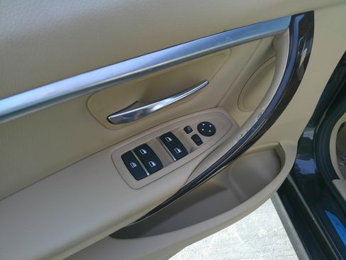 Used 2016 BMW 328i Sedan image 18