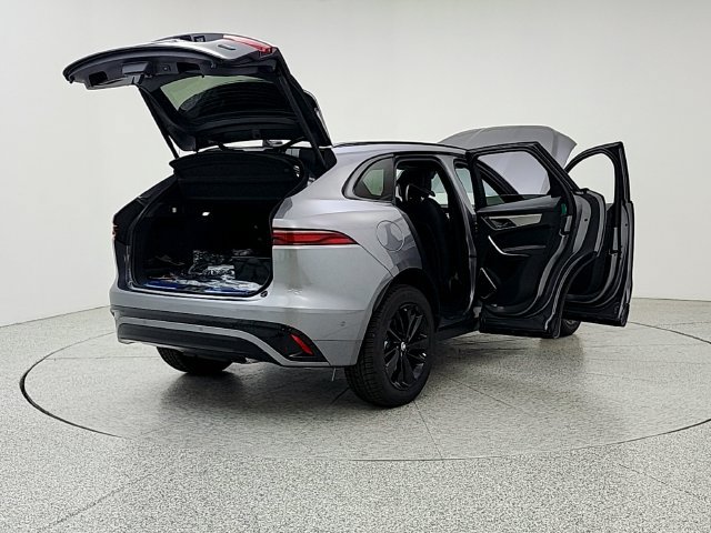 New 2026 Jaguar F-PACE R-Dynamic S AWD/4WD image 11