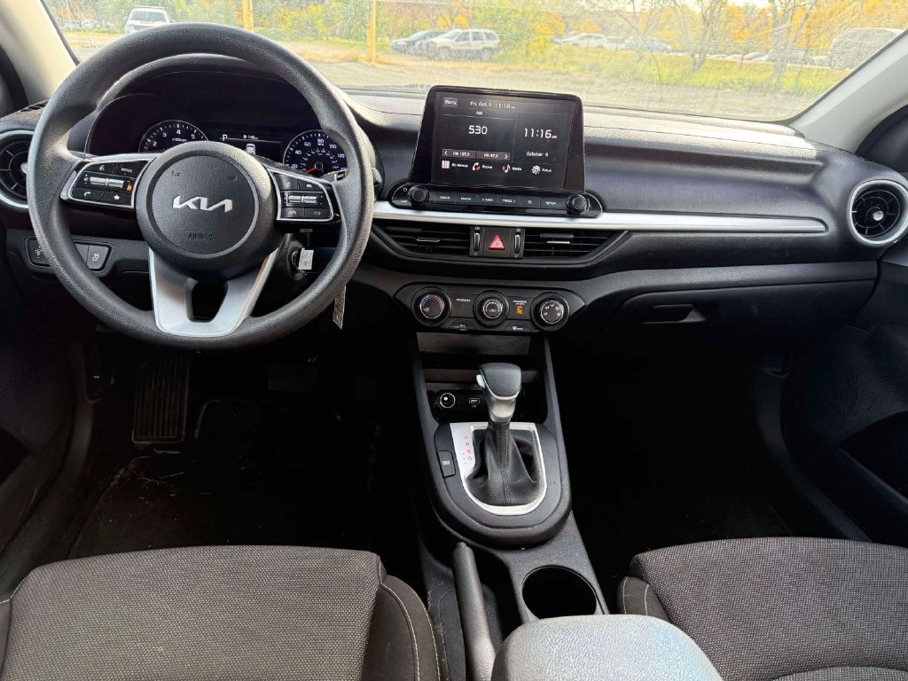 Used 2023 Kia Forte LXS FWD image 12