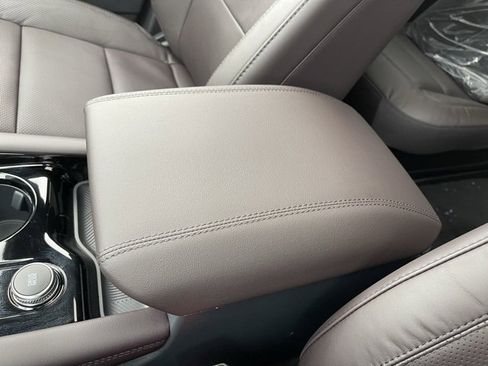 New 2026 Ford Explorer Platinum w/ LUX Leather Package image 20