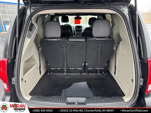Used 2019 Dodge Grand Caravan SXT image 30
