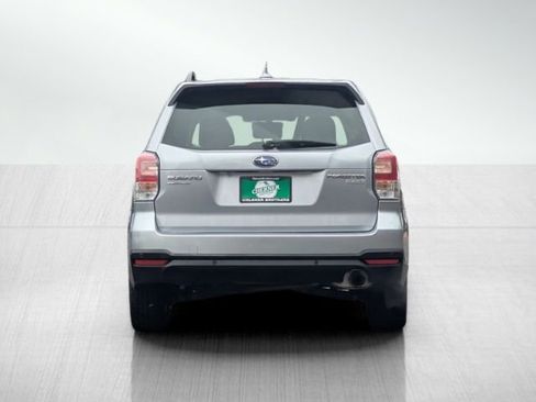 Used 2017 Subaru Forester 2.5i Touring image 5