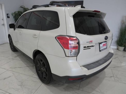 Used 2018 Subaru Forester 2.5i Premium AWD/4WD image 5