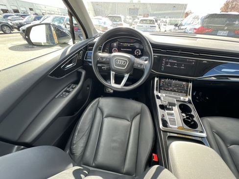 Used 2022 Audi Q7 Premium Plus image 4