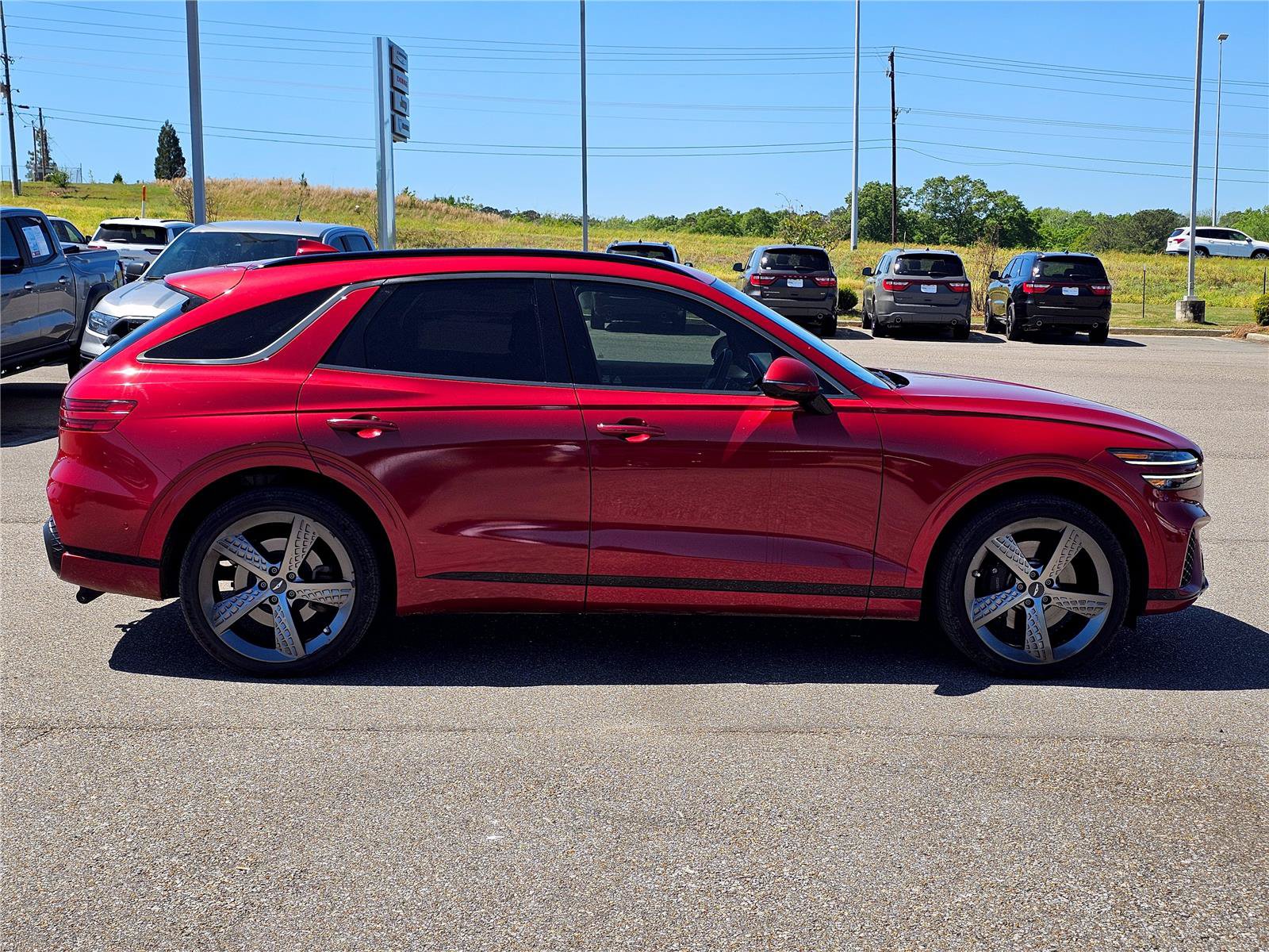 Used 2022 Genesis GV70 3.5T Sport w/ Sport Prestige Package AWD/4WD image 7