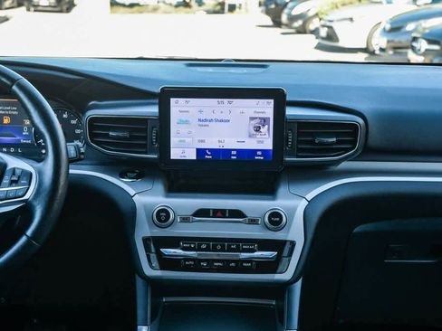 Used 2023 Ford Explorer XLT w/ Equipment Group 202A image 13