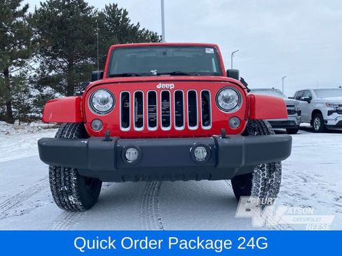 Used 2018 Jeep Wrangler Unlimited Sahara w/ Connectivity Group image 18