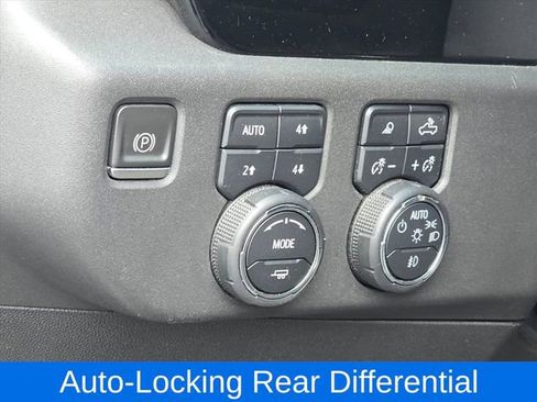 Certified 2023 Chevrolet Silverado 1500 ZR2 image 27