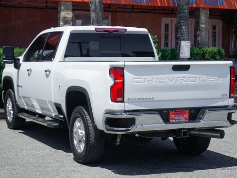Used 2025 Chevrolet Silverado 2500 LTZ w/ LTZ Premium Package AWD/4WD image 6