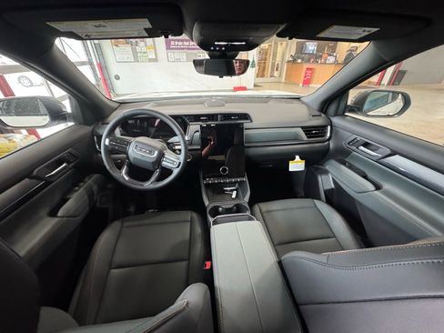 New 2026 GMC Terrain AT4 w/ Convenience Package III image 13