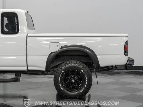 Used 2002 Toyota Tacoma PreRunner image 22