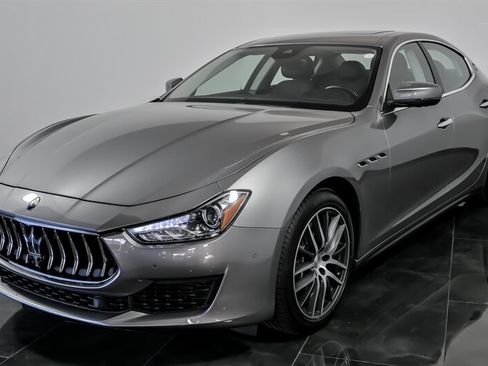 Used 2019 Maserati Ghibli S image 5