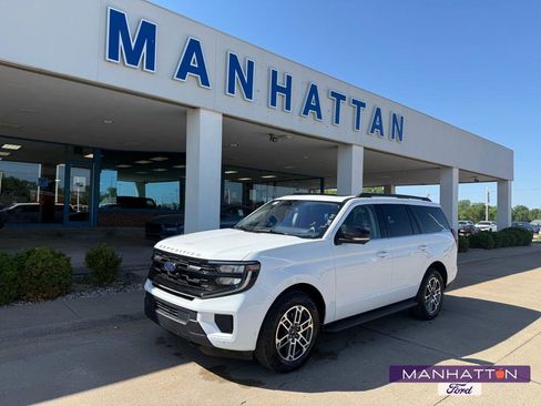 Used 2025 Ford Expedition Active image 1