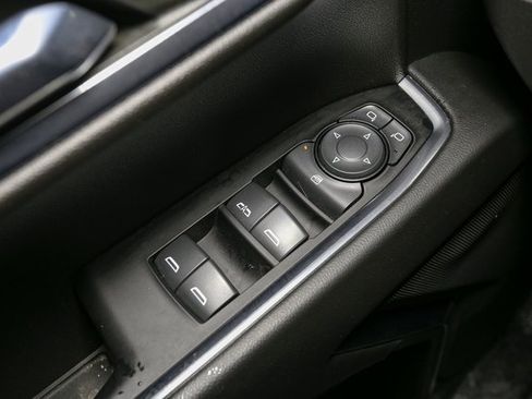 Used 2022 GMC Sierra 1500 Elevation image 33