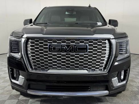 Used 2023 GMC Yukon Denali w/ Max Trailering Package image 9