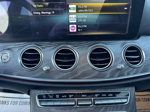 Used 2021 Mercedes-Benz E 350 4MATIC Sedan image 19