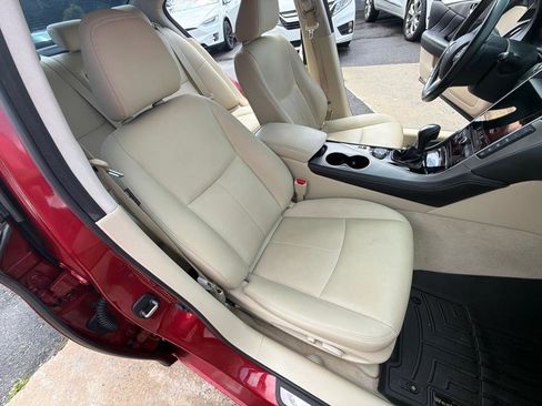 Used 2015 INFINITI Q50 Premium RWD image 34
