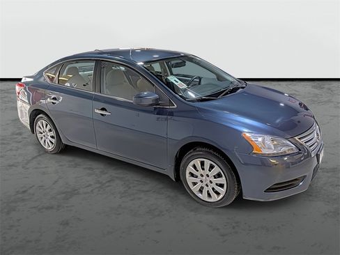 Used 2015 Nissan Sentra SV image 5