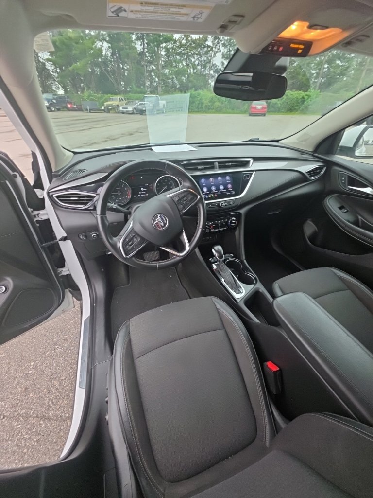 Used 2020 Buick Encore GX Select AWD/4WD image 8