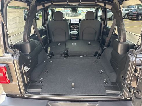 New 2025 Jeep Wrangler Sport S image 13