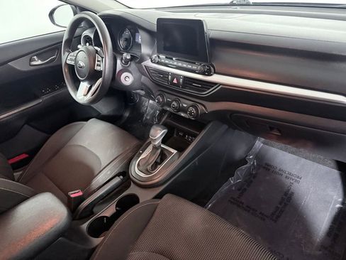 Used 2020 Kia Forte LXS FWD image 25