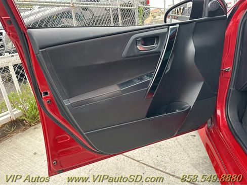 Used 2017 Toyota Corolla iM image 15