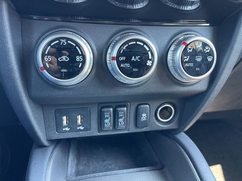 Used 2025 Mitsubishi Outlander Sport SE AWD/4WD image 12