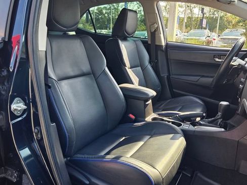 Used 2019 Toyota Corolla XSE FWD image 18