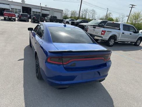 Used 2018 Dodge Charger SXT Plus w/ Blacktop Package image 15