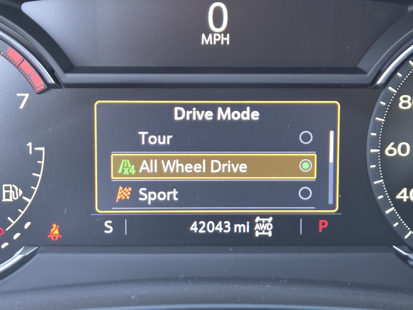 Used 2023 Cadillac XT4 Sport AWD/4WD image 34