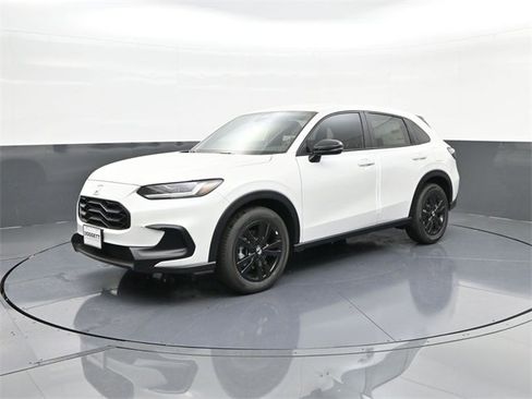 New 2026 Honda HR-V Sport image 1